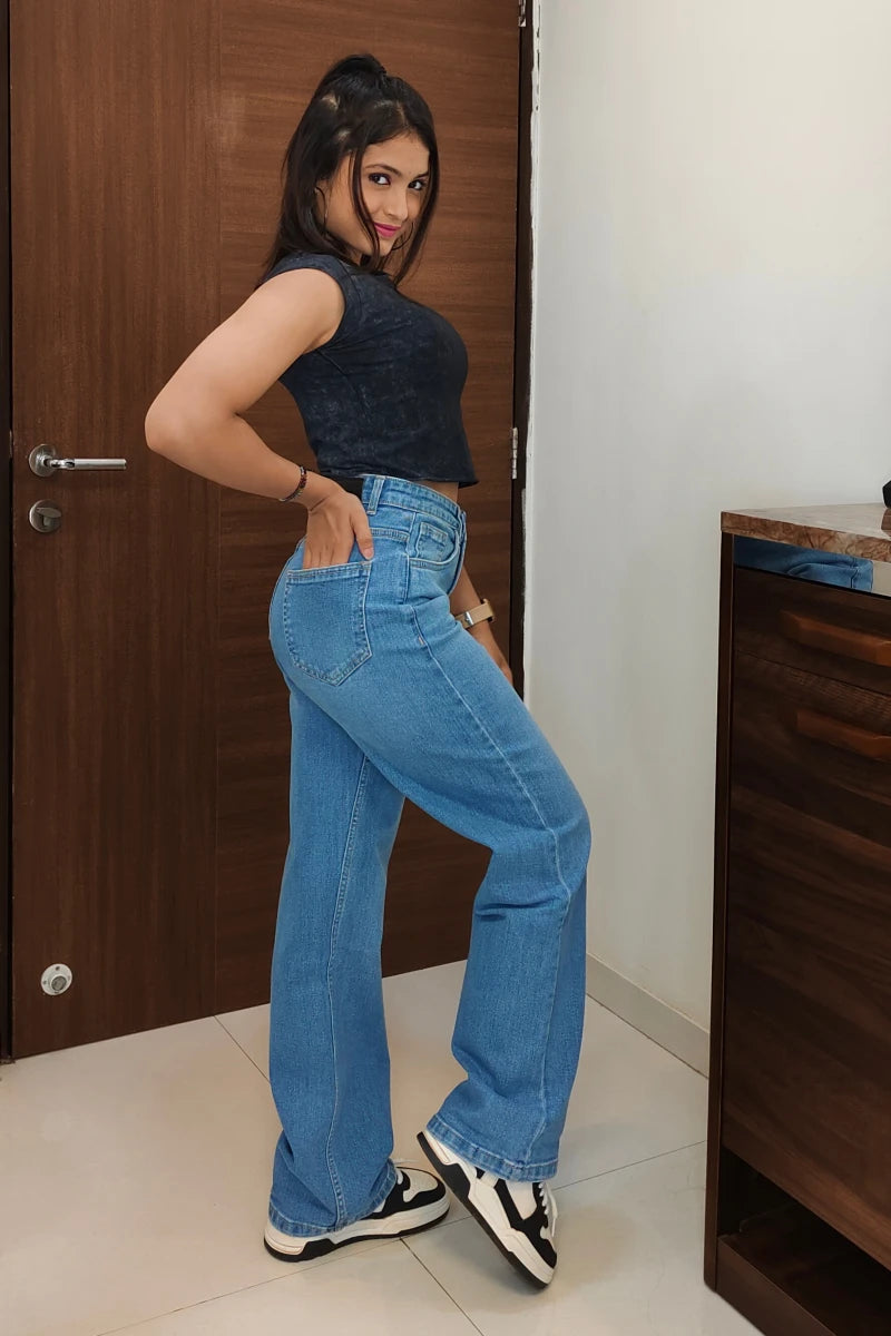 Oliver Icy Straight Leg Jeans by Madish