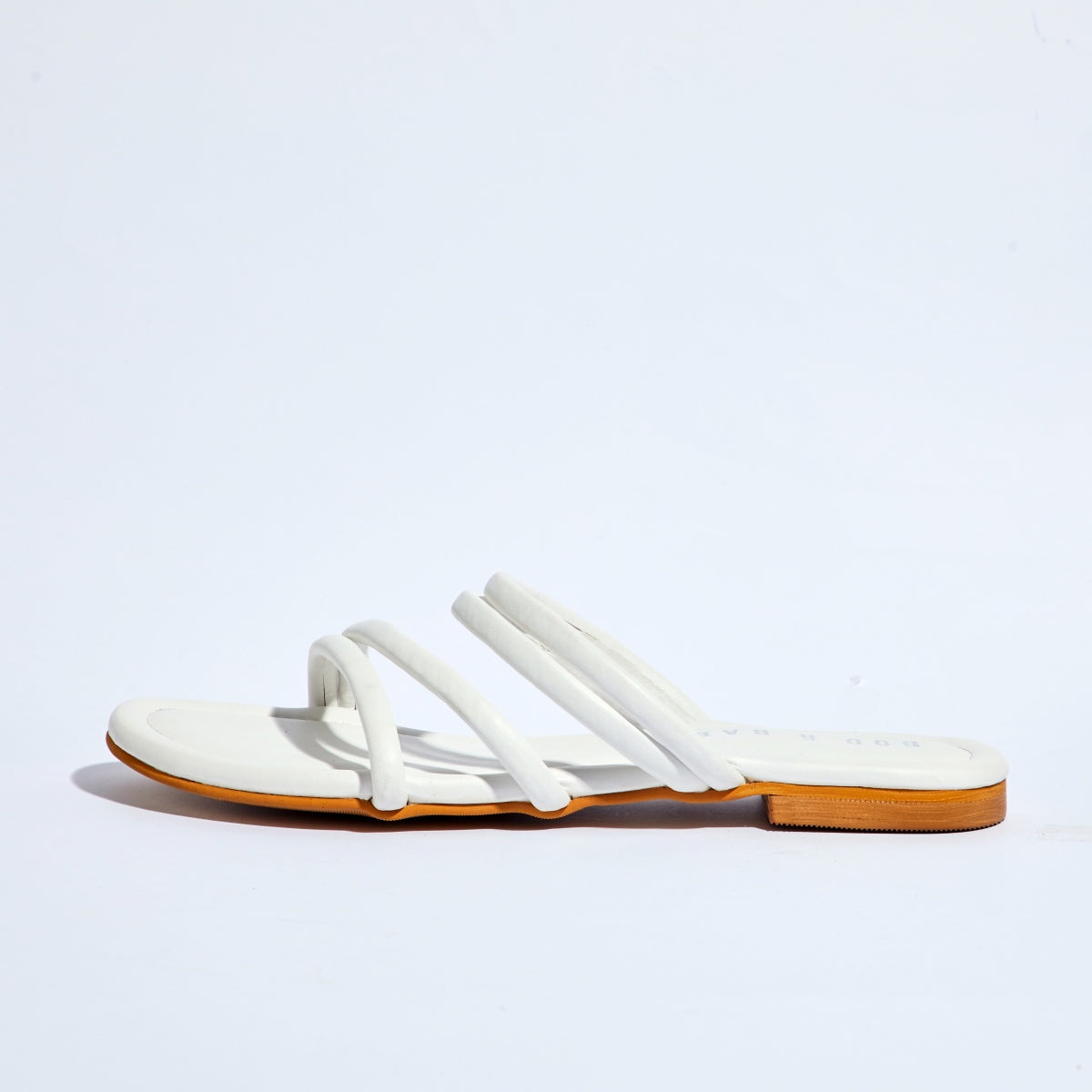 Buy White Flat Sandals for Women by Ginger by lifestyle Online | Ajio.com