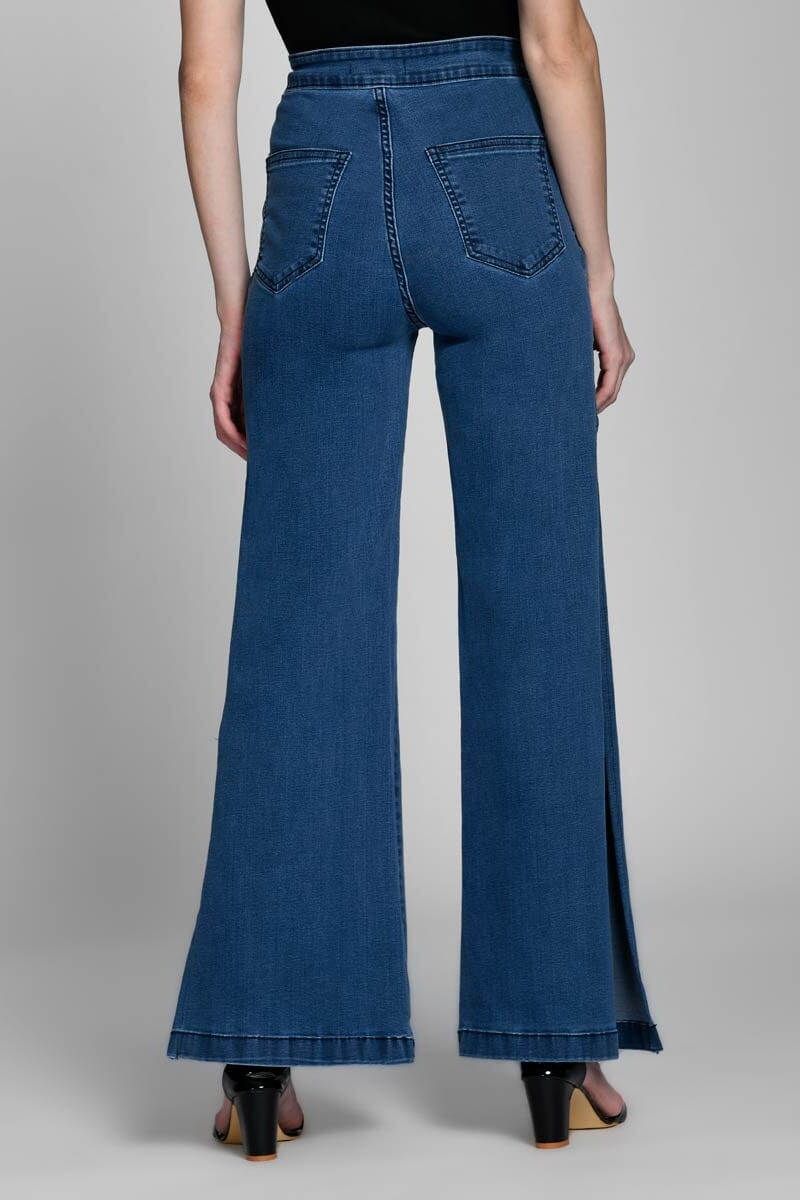 https://www.madish.in/cdn/shop/products/savannah-super-flared-wide-leg-jeans-jeans-madish-239894.jpg?v=1680041621&width=800